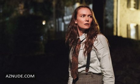 Andi Matichak ヌードモデル ギャラリー