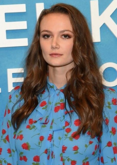 Andi Matichak エロティックなモデル 写真