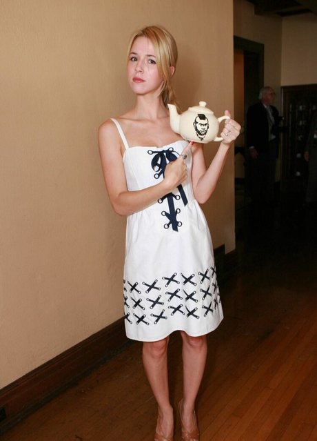 Alona Tal スター ヌード 写真