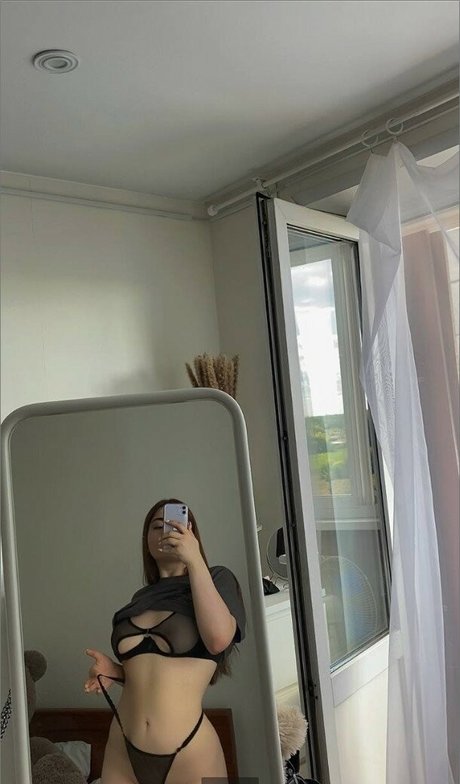 solntseaall ヌード女優 写真