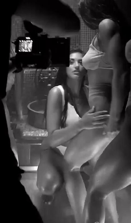 grovu georgiana 完璧なモデル 写真