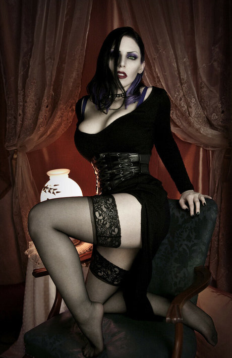 Darth Spanky エロティック女優 画像