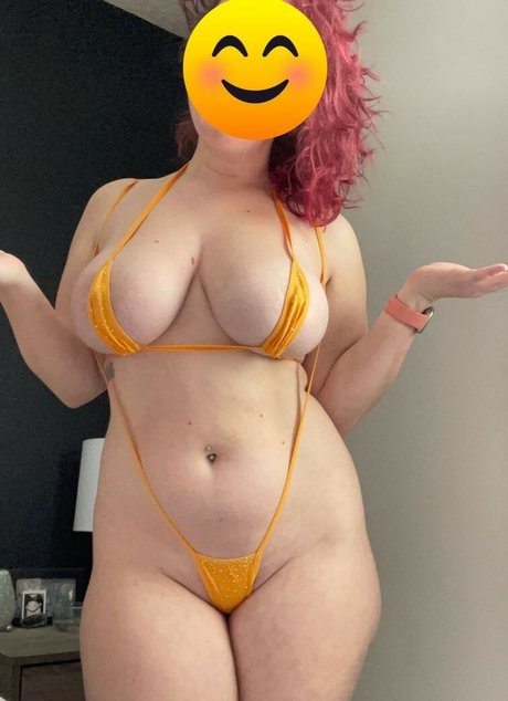 thatbitchmolly ヌードのポルノスター 画像