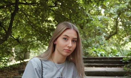 トランスティーンオンリーファンズ ホットxxx 写真