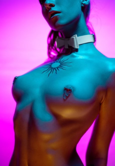 アジア人カップルオンリーファンズ トップ 写真