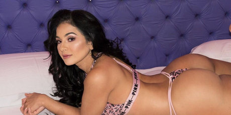 Ericka Castro xxxポルノスター ギャラリー