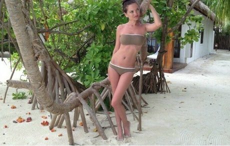 ティーンフィスティングオンリーファンズ 美しいxxx 画像
