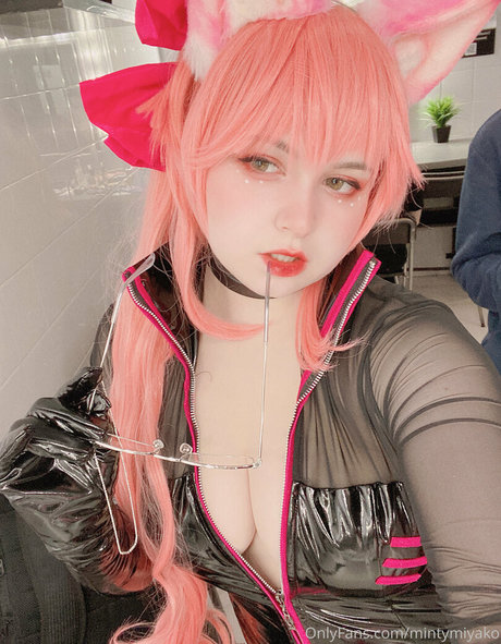 MintyMiyako セクシーモデル 画像