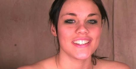 アジア人カップルオンリーファンズ ヌード ギャラリー