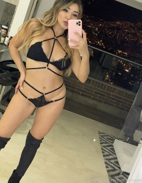 byMissVasquez ポルノスター 美しい 画像