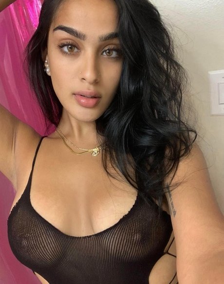 Sherxual ポルノスター セクシー 画像