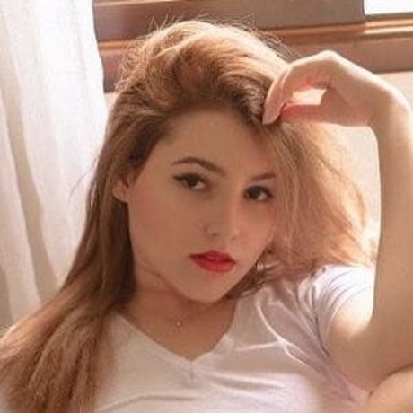 Brendamaiarap ポルノ女優 写真