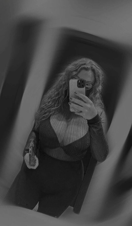 アジア人のセックステープ オンリーファンズ セクシー 画像