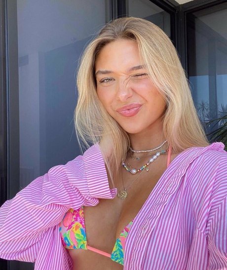 Tayla Stevenson ポルノスター 素敵 写真