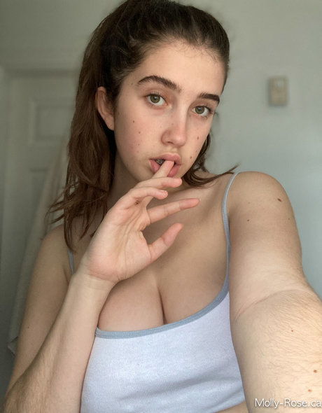 Molly_Barkasy ポルノスター 美しい 画像