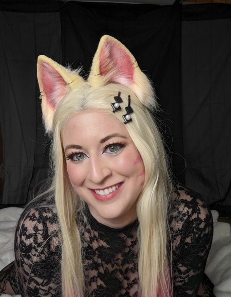 Lady Kitsune スター 裸 写真