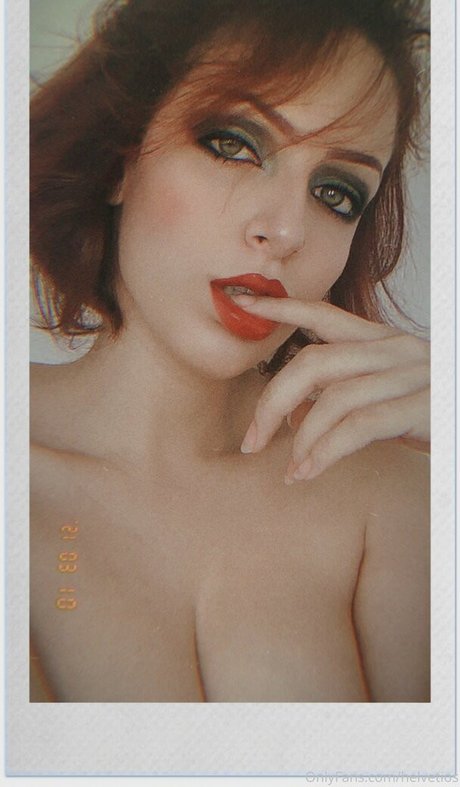 Oriana Leal セックス女優 画像