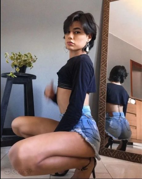Ysabella Kyle ポルノスター 素敵 画像