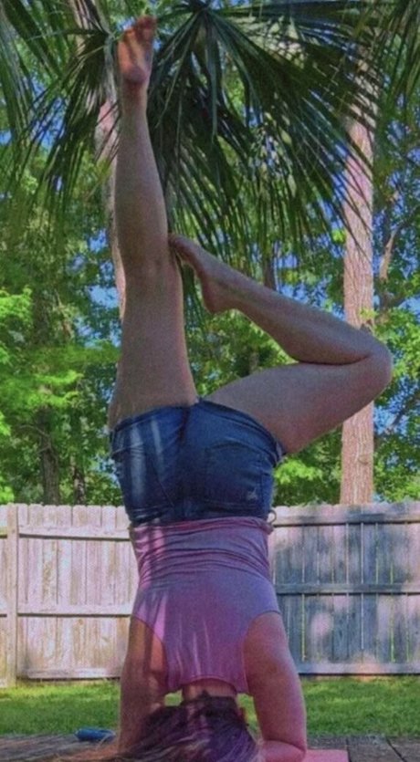 ポルノスターオンリーファンズ ポルノ 写真