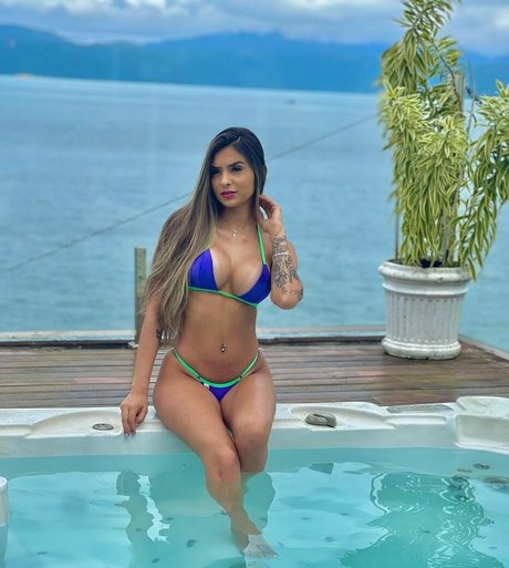 Amanda Romano 素敵なスター 写真