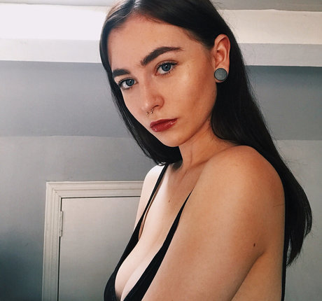 kourtneyxpaige セクシーモデル 写真
