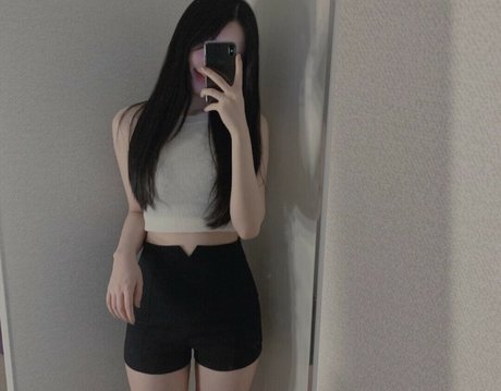 Asmr Plop 素敵なモデル 写真