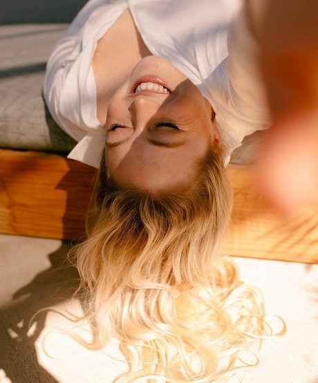 Iskara Lawrence トップモデル 写真