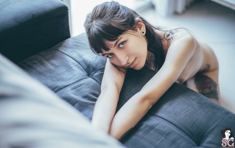 赤毛の痴女オンリーファンズ アートヌード 写真