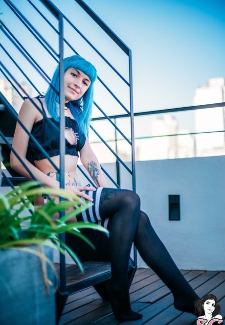 Wingsweak アート女優 画像