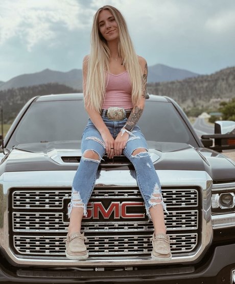 hailee justice セクシーなポルノスター 写真