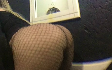 llouiexx セクシーモデル 写真