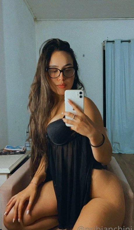 Priscila Bianchini 無料女優 画像