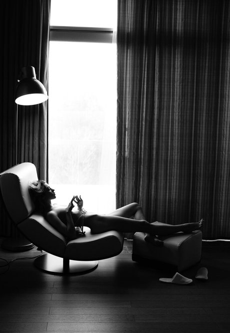 逆輪姦 オンリーファンズ 無料セックス 写真