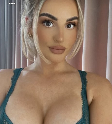 CharleyxEmily top profile image