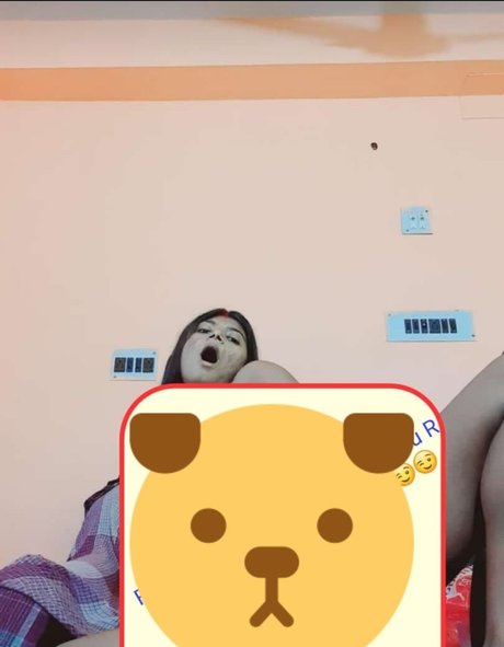 毛深い足のオンリーファンズ 限定 写真