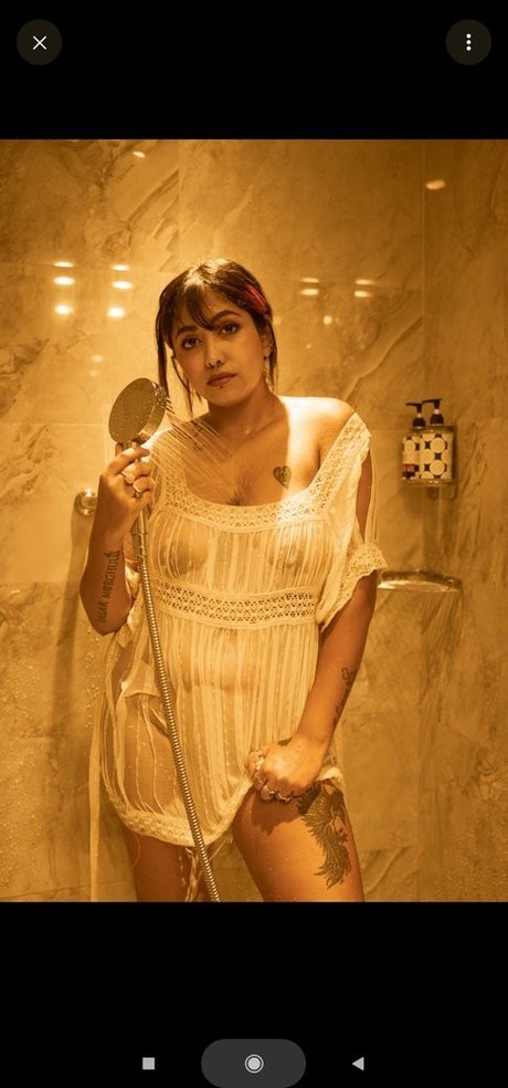 エボニーギルフオンリーファンズ エロチック 画像