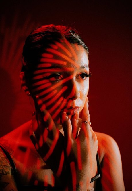 Namilune ヌード女優 写真