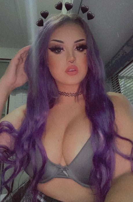 ティーンフィスティングオンリーファンズ セクシー 写真