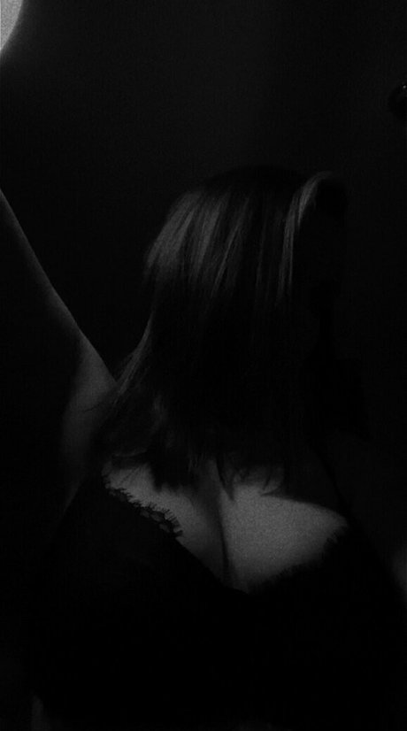 小人ヌードオンリーファンズ 美しいxxx 画像