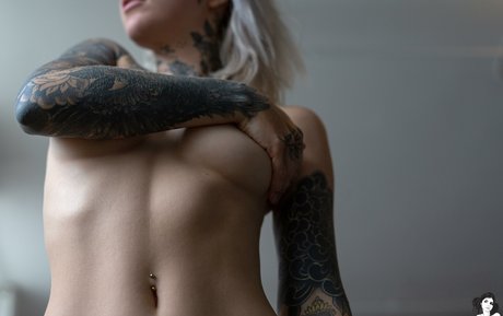 Cori SG セクシーなスター 写真