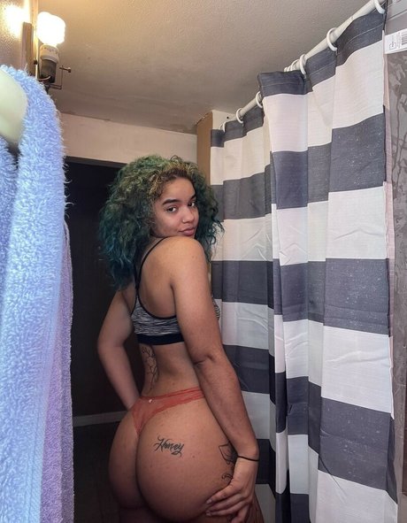 Kindasky ホットスター 写真