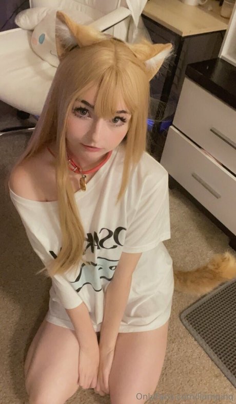 llampinq 美しいポルノスター 写真