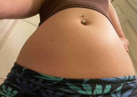 ナチュラルガールズオンリーファン セクシー裸 写真