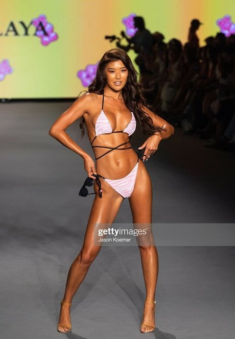 Jenn Lee ポルノスター エロティック 写真