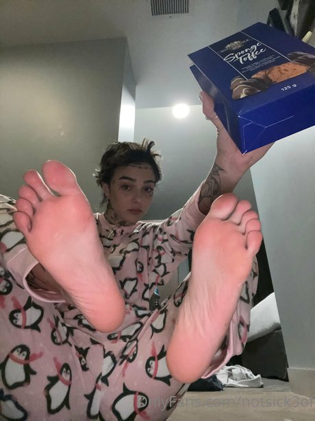 Notsick Keaton 美しいポルノスター 写真