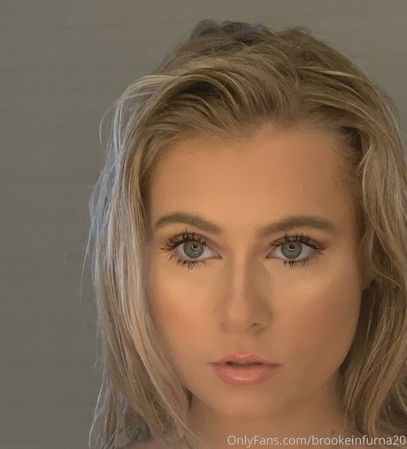 ニューハーフ ドミナトリックス オンリーファンズ セクシー裸 ギャラリー