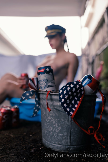 Taylor Feingold ポルノスター アート 画像