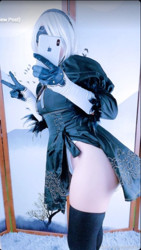 asmr 足 オンリーファンズ セクシー裸 写真