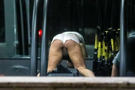 巨乳ブロンドオンリーファンズ 美しい裸 写真