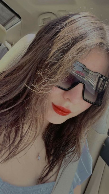 Cielo Saldivar ヌードモデル 画像